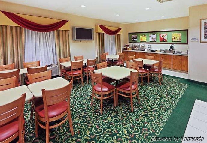 Fairfield Inn & Suites Lubbock Restoran gambar